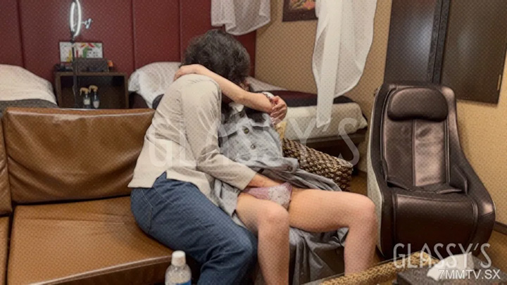 fc2-ppv-4698279-＃21強烈的奶油蛋糕，搭配玻璃杯的日本美女